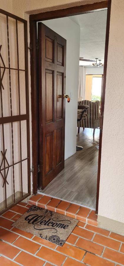 67 The Shades - Luxury Apartment In Umhlanga - Airconditioning Throughout And Inverter Durban Esterno foto