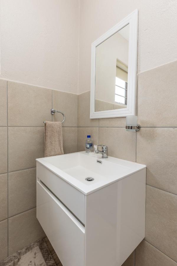 67 The Shades - Luxury Apartment In Umhlanga - Airconditioning Throughout And Inverter Durban Esterno foto